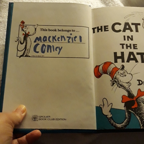 The Cat In The Hat beginner reader book - Picture 2 of 2